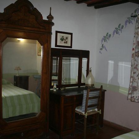 B & B I Melograni Porano Екстер'єр фото